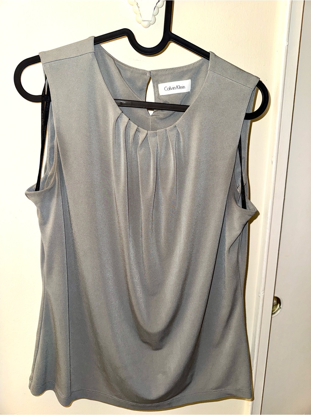Calvin Klein Light Gray Sleeveless Pleated Neck Blouse 👚 #office
